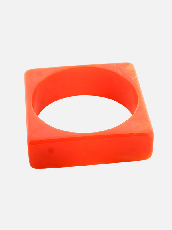 Square resin bangle oranje
