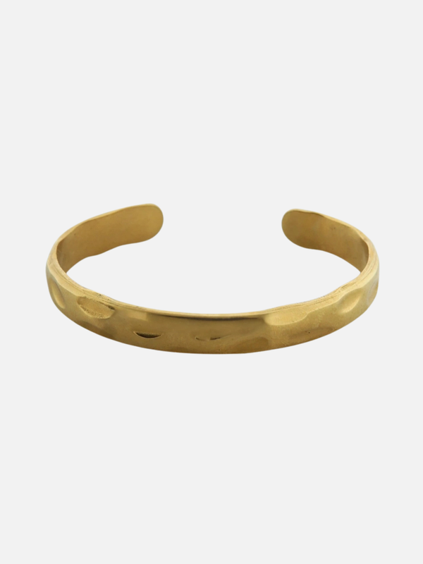 Flat relief bangle