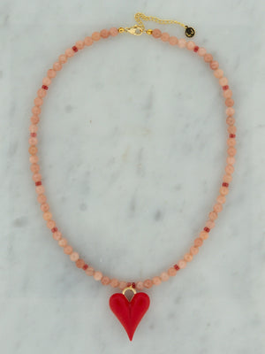 Roze stenen ketting met rood hart