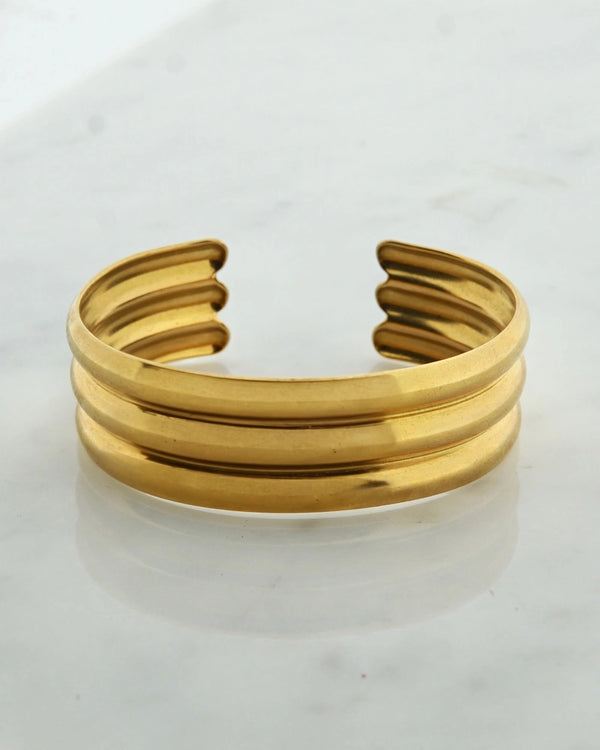 Triple layered bangle
