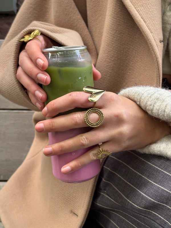 Large ring with heart