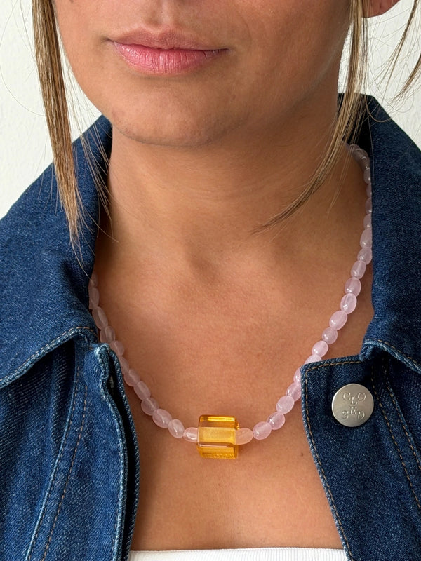 Peachy blush stenen ketting