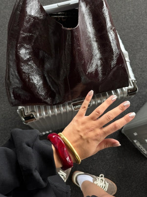 Extra bold snake bangle