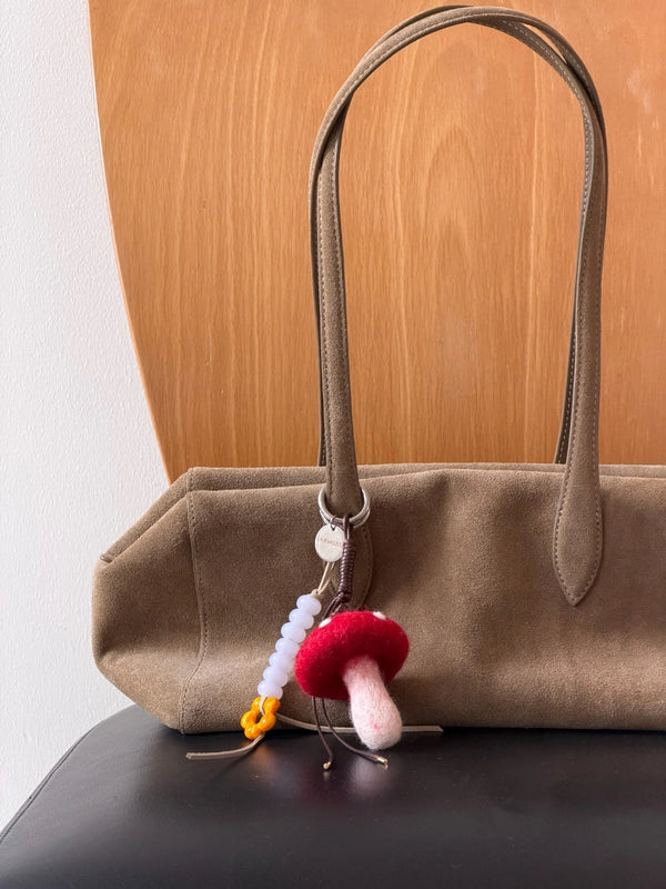 Flower keychain beige