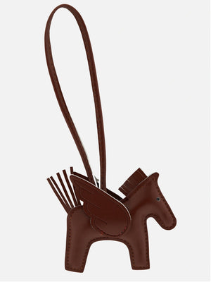 Flying horse bag charm bruin