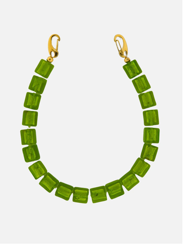 Pistacchio cubes phone cord