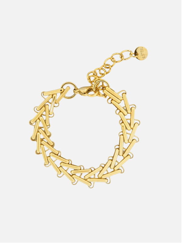 Triangle chain armband