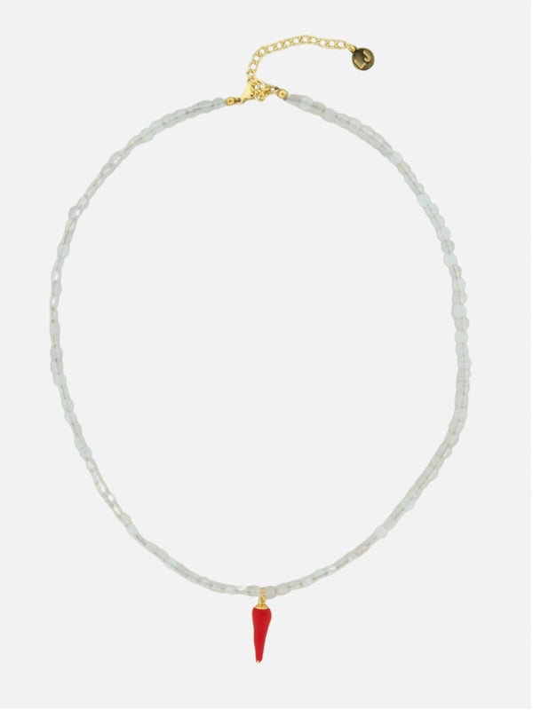 White stone bead necklace with pepper